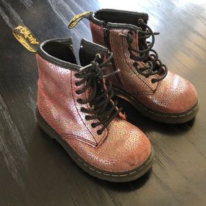 Dr Martens Brooklee pink iridescent boots UK6 US7